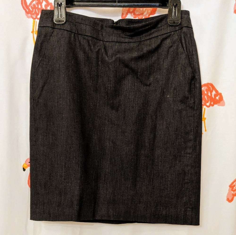 LOFT | Dark Chambray Denim Skirt Petite - 4P